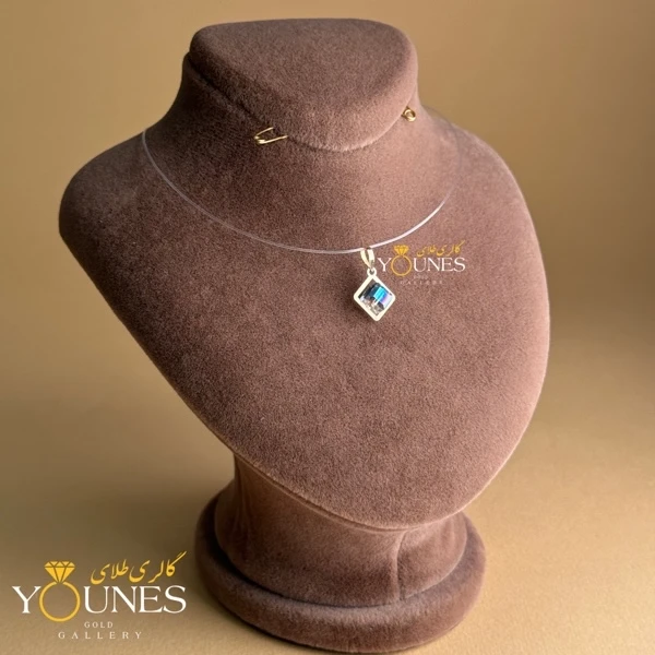 آویز طلا سواروسکی مربعی سبز هفت رنگ